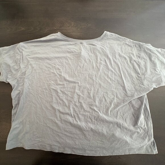 lululemon Cates T-Shirt - Picture 7 of 8